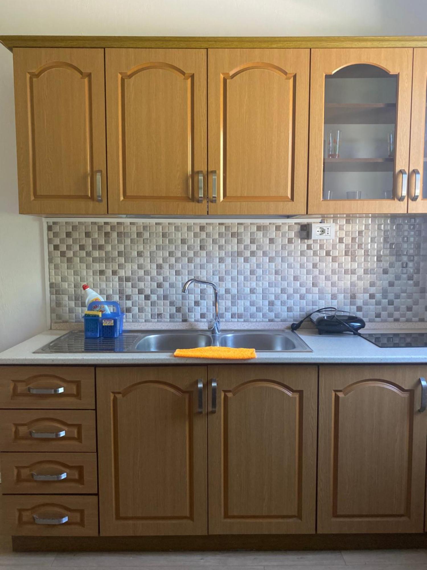 Vila M Vera Rooms With Kitchen And Apartments Durrës Buitenkant foto